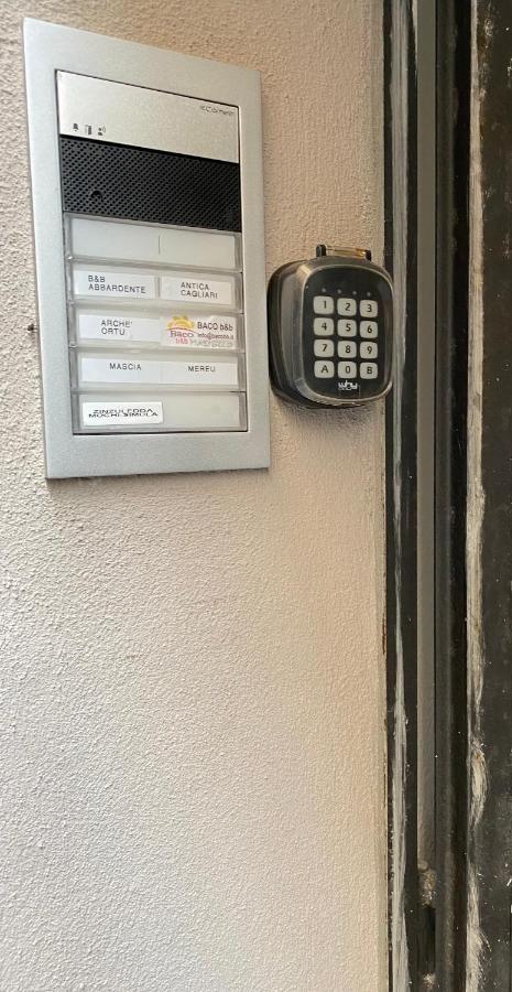 Casa Zinzuledda Cagliari Exterior foto